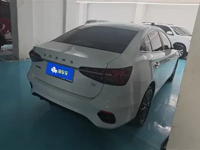 Roewe i5