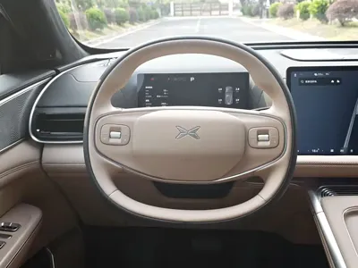 Xpeng G9