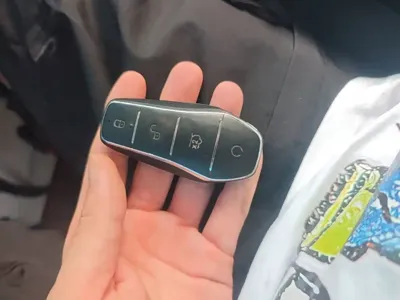 BYD e2