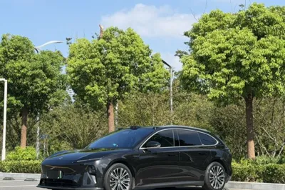 Nio ET5T