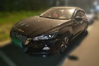 Nissan Teana