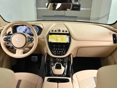 Astonmartin DBX