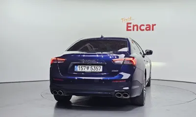 Maserati Ghibli