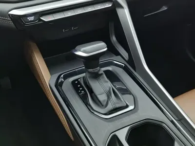 Geely Vision X6