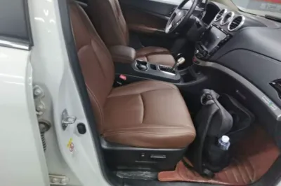 BYD S7