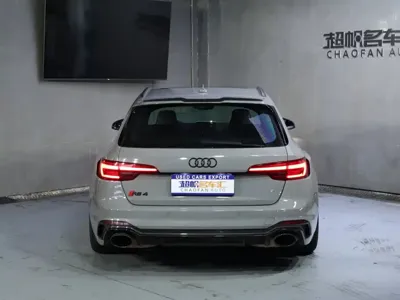 Audi RS 4