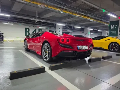 Ferrari F8