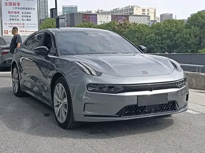 Zeekr 001
