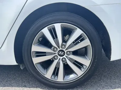 Hyundai Mistra