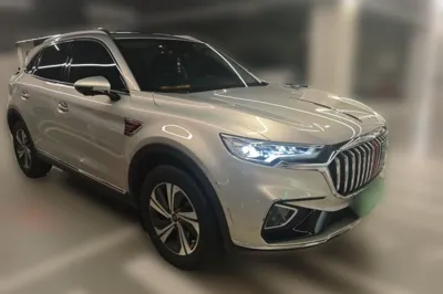 Hongqi HS5
