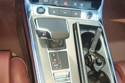 Audi A7L