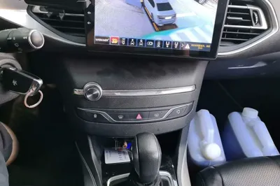 Peugeot 308S