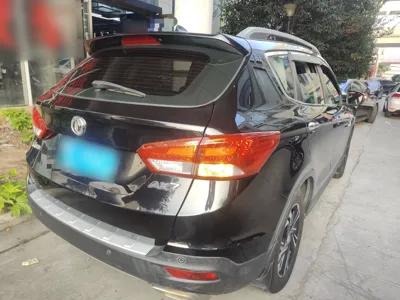 Dongfeng Aeolus AX7