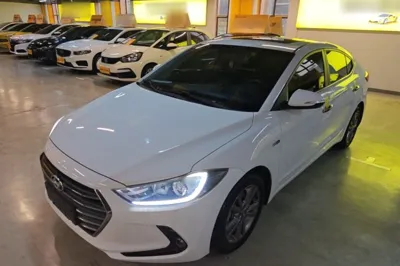 Hyundai Elantra (6th Generation