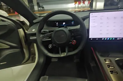 Xiaomi Auto SU7