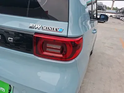 Wuling MINIEV