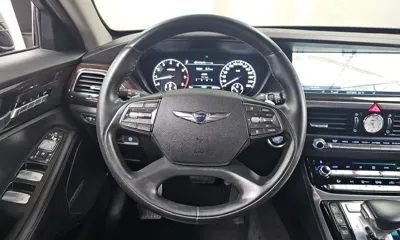 Genesis EQ900