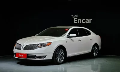 Lincoln MKS