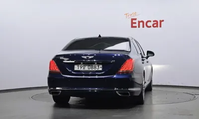 Genesis EQ900