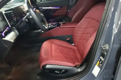 BMW i5