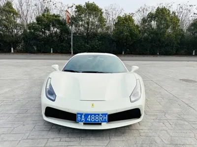Ferrari 488