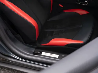 Aston Martin DB11