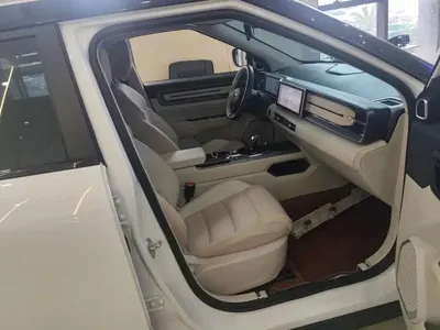 Geely ICON
