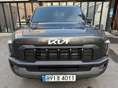Kia Tasman