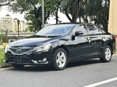 Toyota Reiz