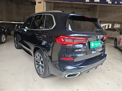 BMW X5 (Import)