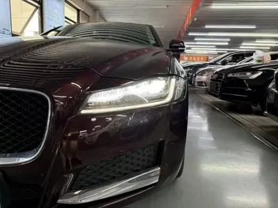 Jaguar XFL