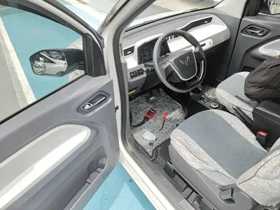 Wuling MINIEV