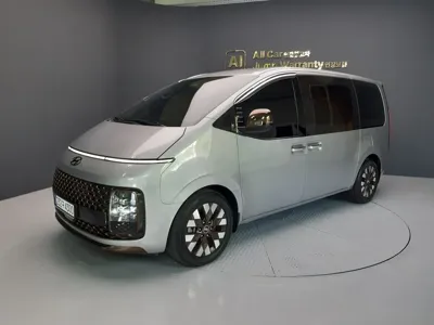Hyundai Staria