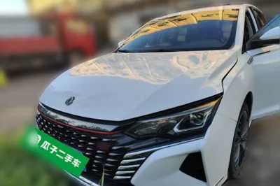 Dongfeng Aeolus Yixuan MAX
