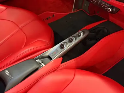 Ferrari F8