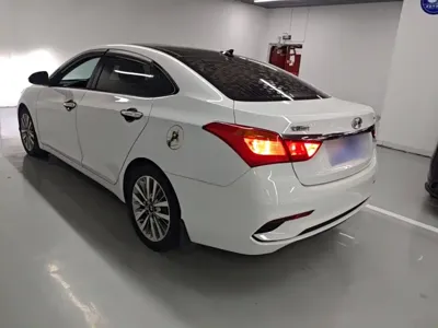 Hyundai Mistra