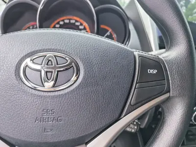 Toyota Yaris L