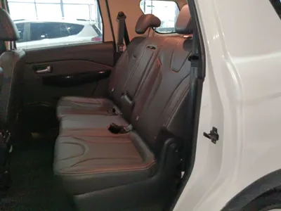Dongfeng Fengon 370