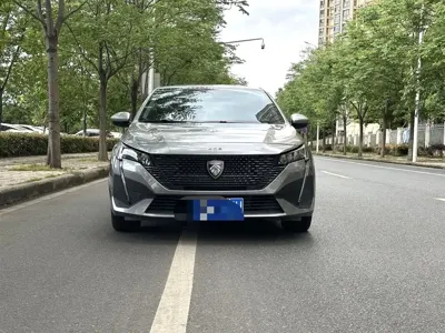 Peugeot 408