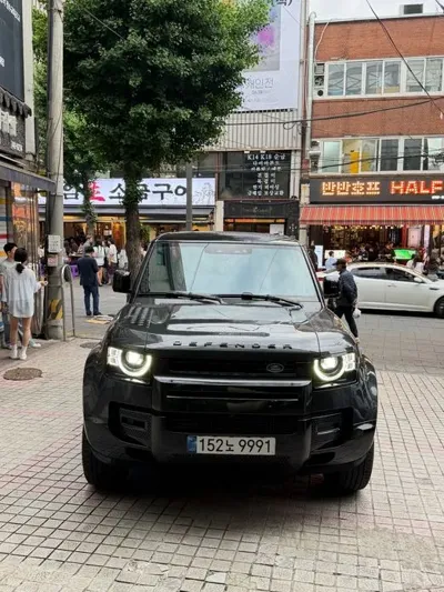 Land Rover Defender