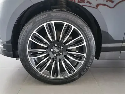Land Rover Velar