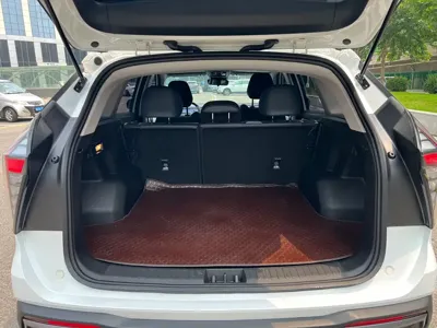 Geely Boyue L