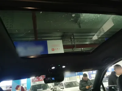 Nio ES8