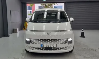 Hyundai Staria