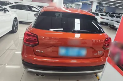 Audi Q2L