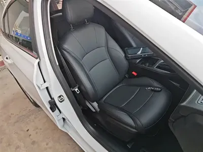 Roewe i5