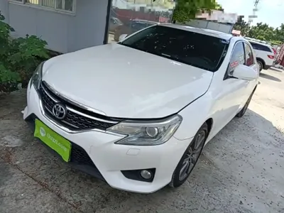 Toyota Reiz