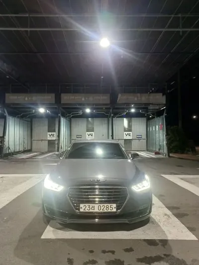 Genesis EQ900