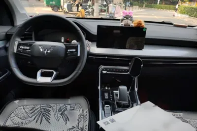 Wuling Asta