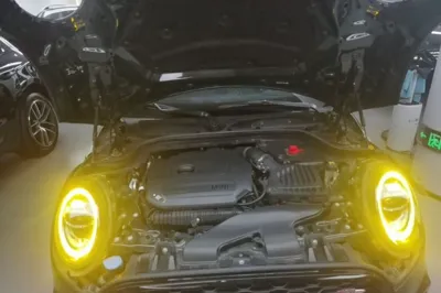 MINI JCW